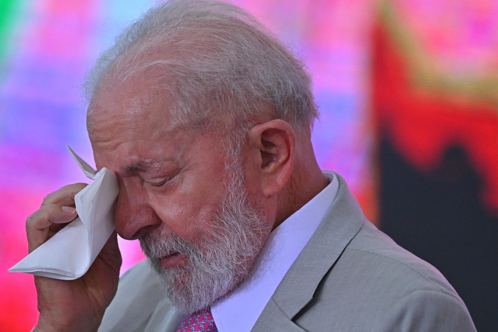 Quaest: Reprovação do mercado ao governo Lula dispara em 2024