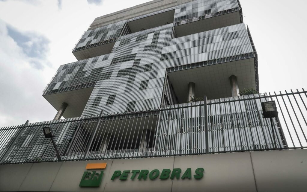 Petrobras tem resultado negativo de R$ 2,6 bilhões no 2º trimestre