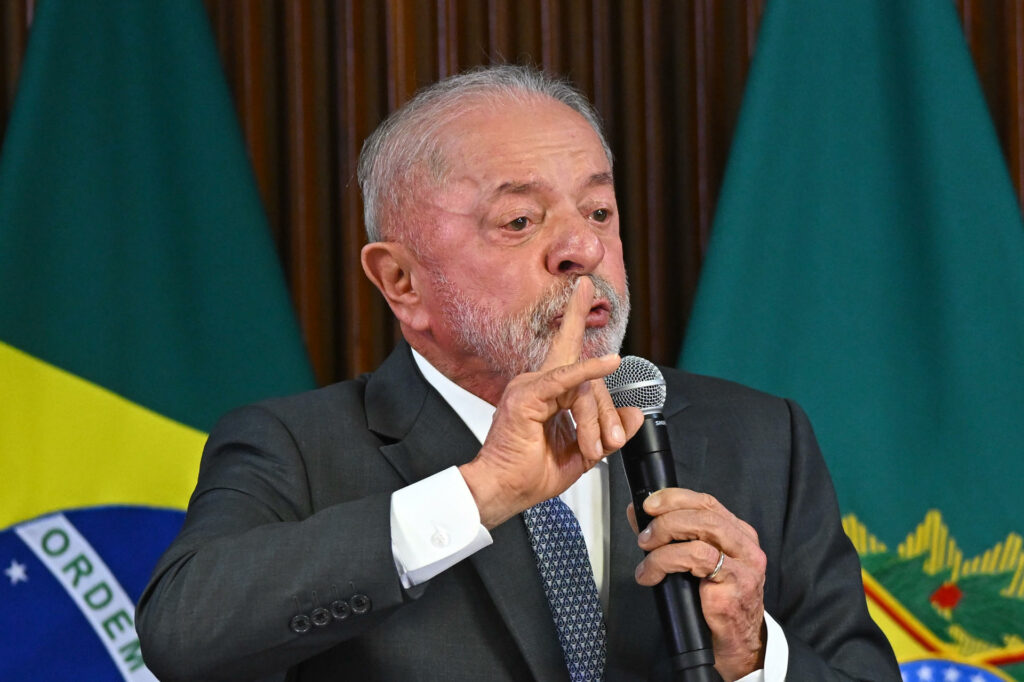 Meio/Ideia: Desaprovação de Lula segue maior que aprovação