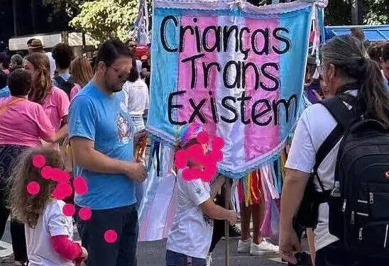 Parada Gay em São Paulo tem bloco que incentiva crianças trans; Veja
