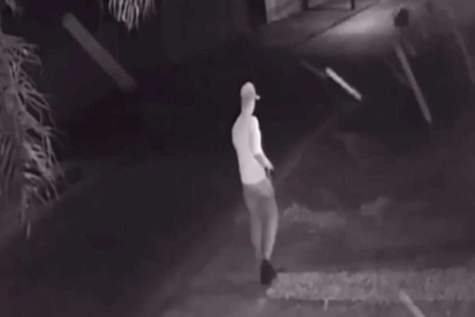 Jovem é assassinado a tiros em Aparecida de Goiânia; câmera registrou execução