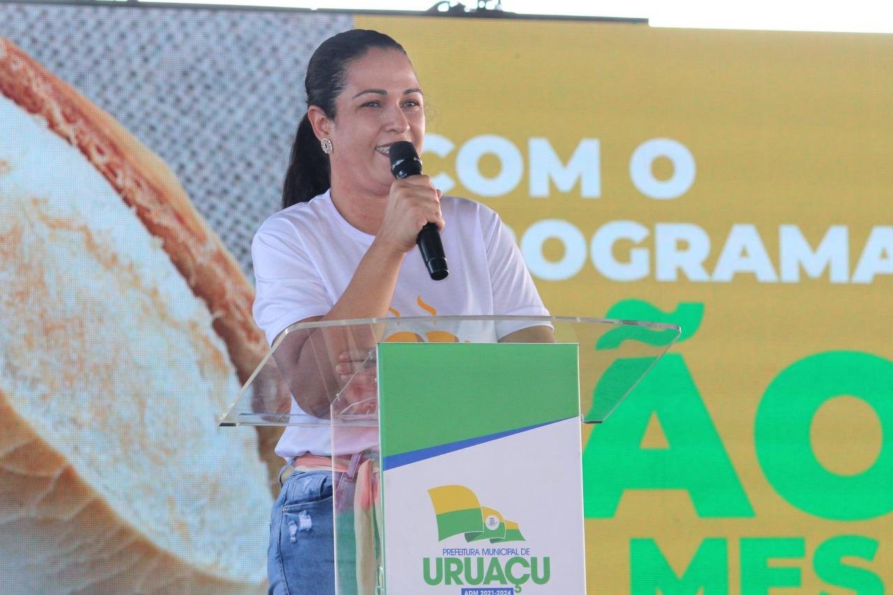 Anne Lígia 39 Anos: Uma Vida de Dedicação e Impacto Social em Uruaçu