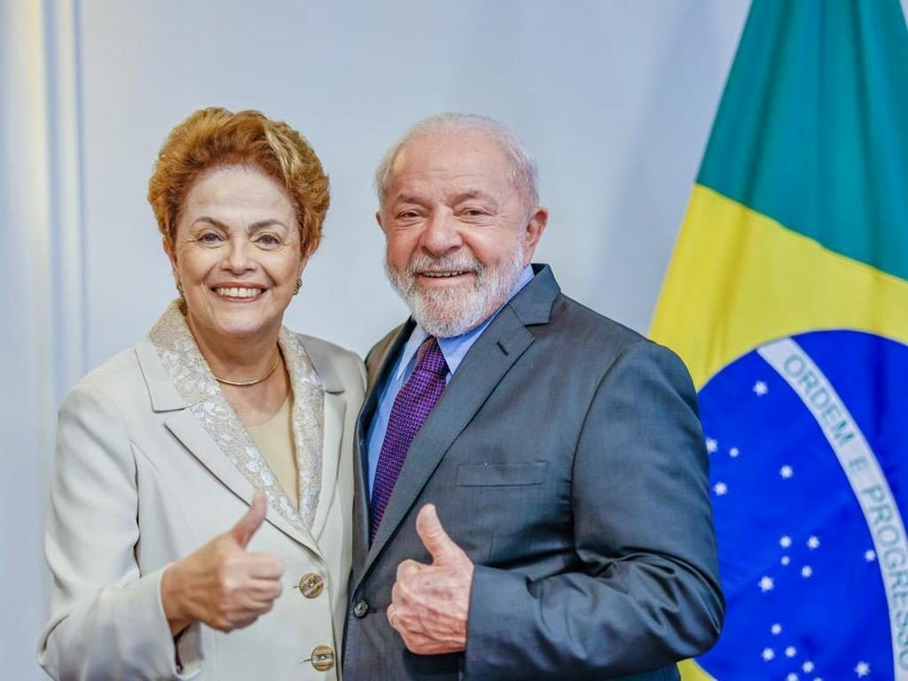 Economista avalia que governo Lula pode virar Dilma 2