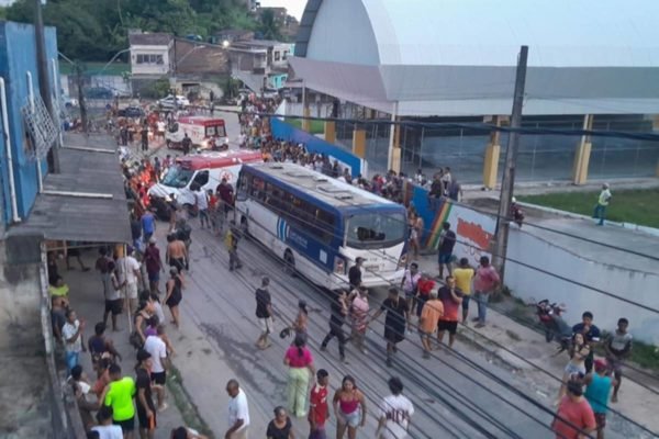 Motorista que matou 7 fiéis em procissão presta depoimento no Recife