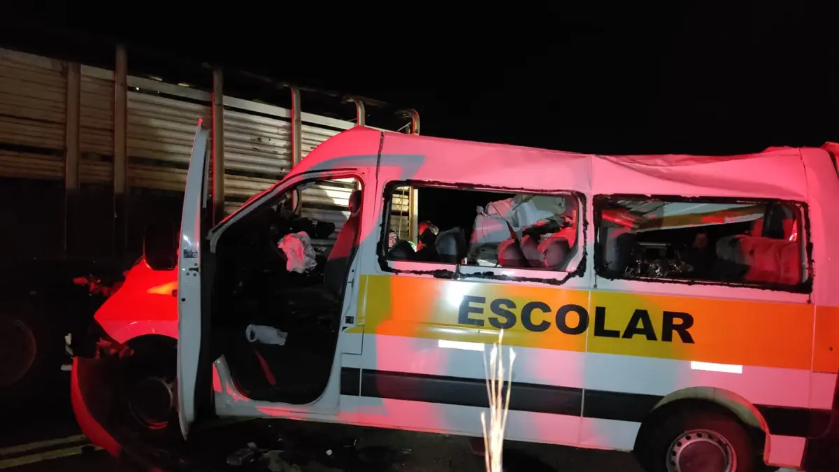 Motoristas saem ilesos de acidente que matou 5 estudantes na GO-518, em Buriti de Goiás