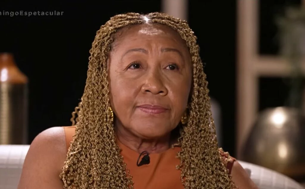 Mulher que diz ser filha de Pelé pede exumação do ex-jogador