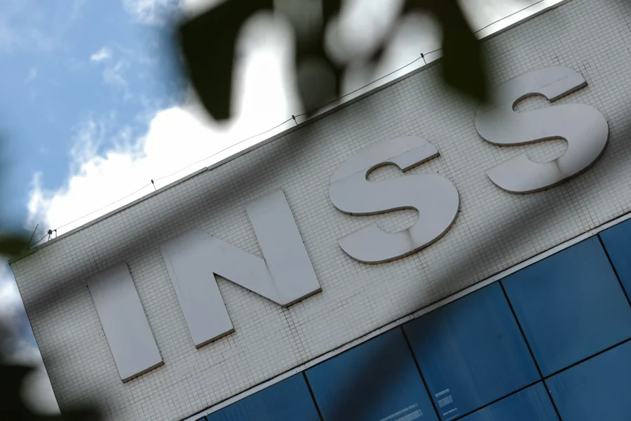 Aposentadorias do INSS acima do mínimo terão reajuste abaixo do IPCA