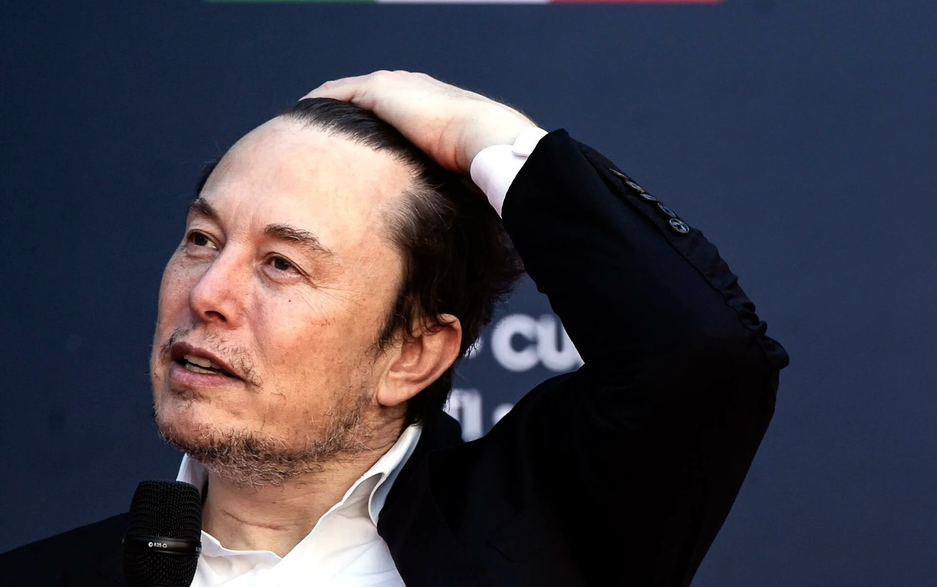 Elon Musk reage a post sobre ato no Rio e volta a criticar Moraes