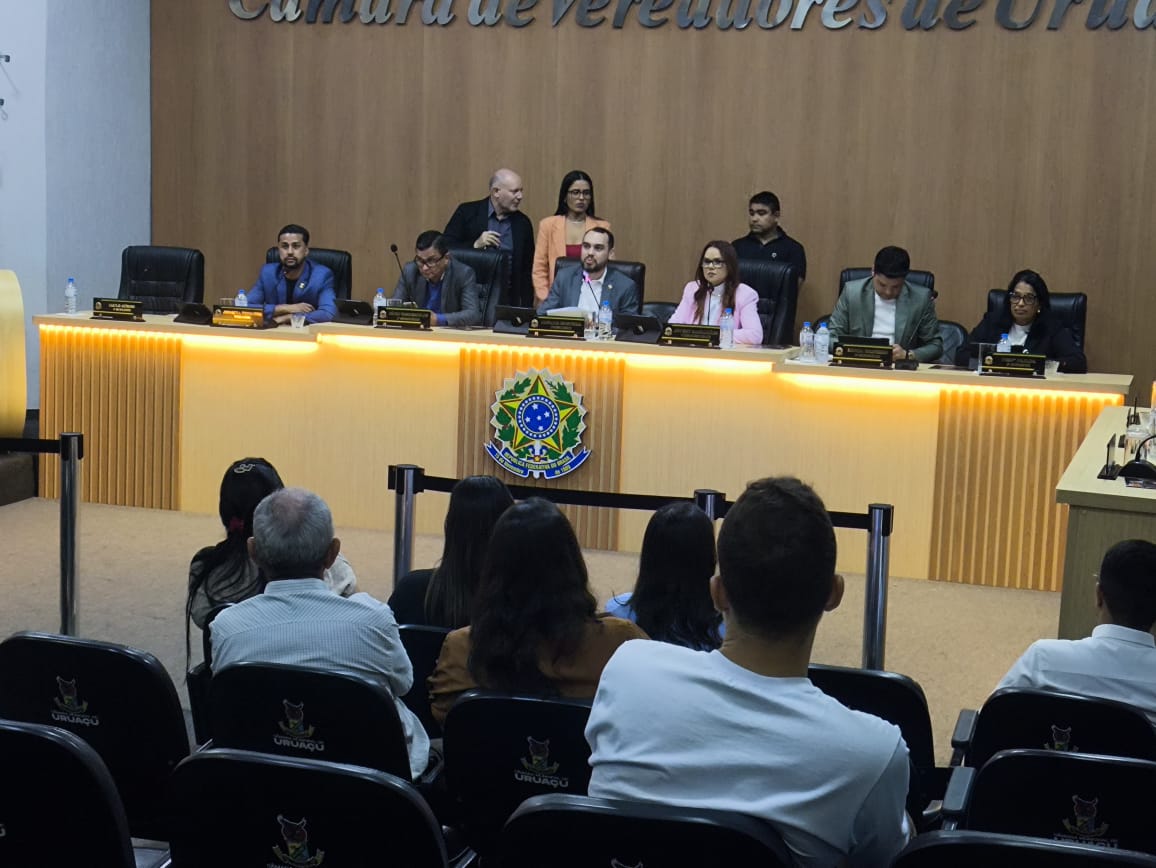 Câmara de Uruaçu realiza sessão com votação de projetos e presidente destaca atuação do Legislativo