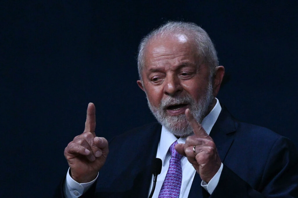 Estadão critica ‘defesa obscena’ de Lula a ditaduras: ‘Imoralidade’