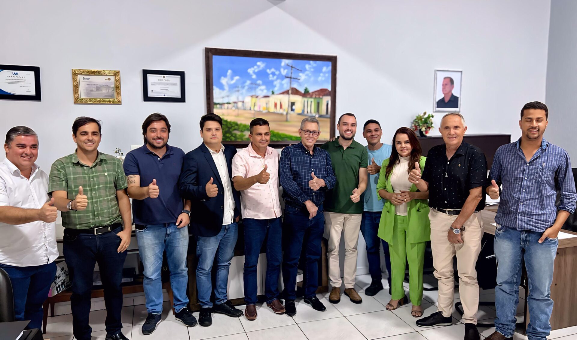 União pelo bem de Uruaçu: Prefeito e vereadores selam harmonia em reunião