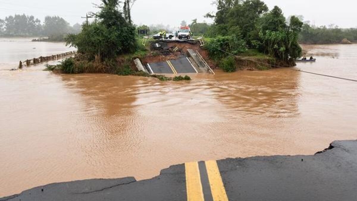 Reconstrução de estradas destruídas no RS vai custar R$ 118 milhões