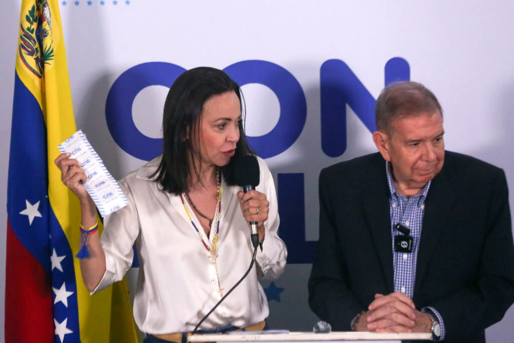 Oposição convoca ato mundial contra reeleição de Maduro