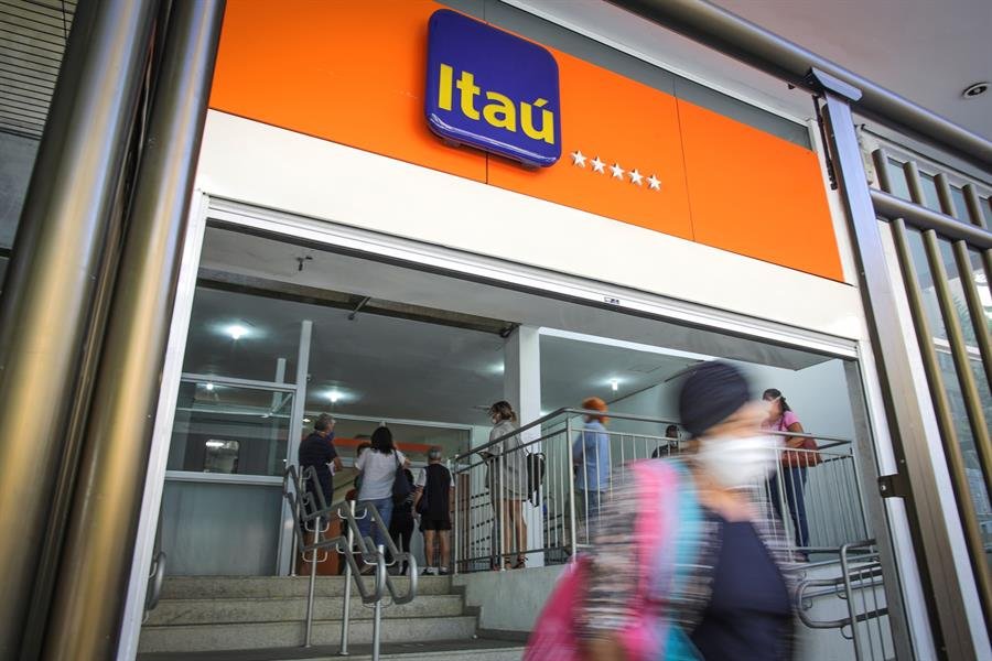 Itaú perdeu no mínimo R$ 21 bilhões com empresas em crise