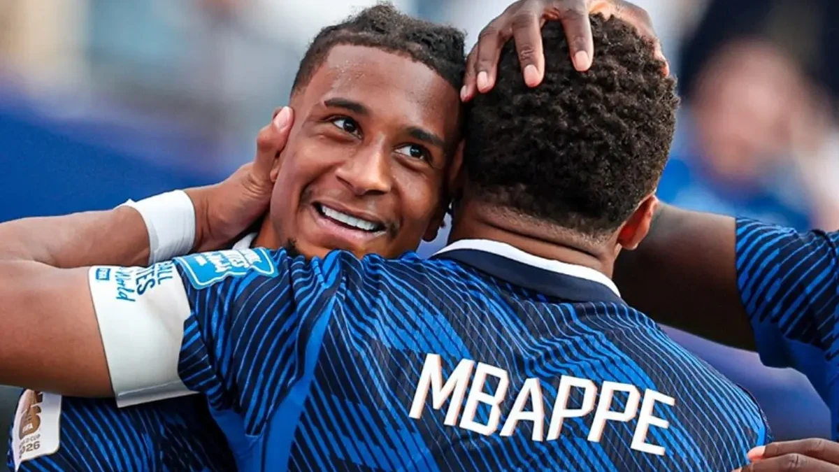 Frio e genial: quem é Olise, par perfeito de Mbappé na França