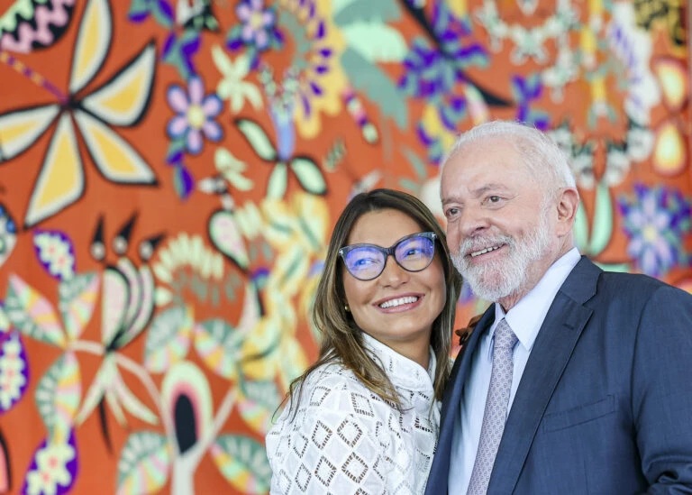 Oposição quer processar Lula por falsa comunicação de crime