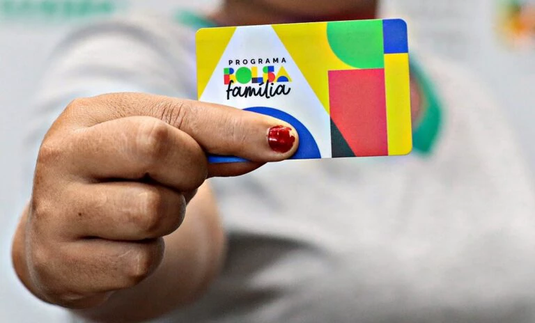 Benefícios do Bolsa Família não devem ter reajuste em 2025