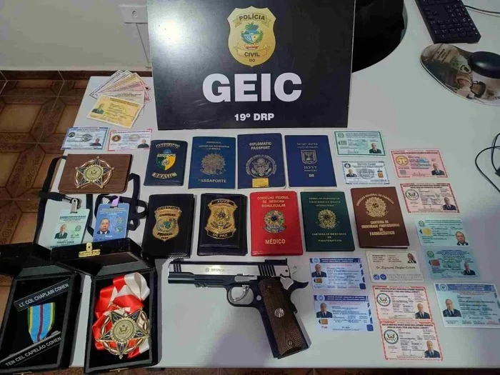 Homem é preso em Caldas Novas por se passar por agente da CIA com certificados falsificados