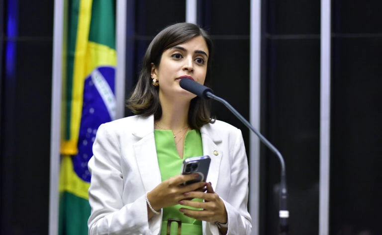Armínio Fraga doou R$ 100 mil para campanha de Tabata Amaral