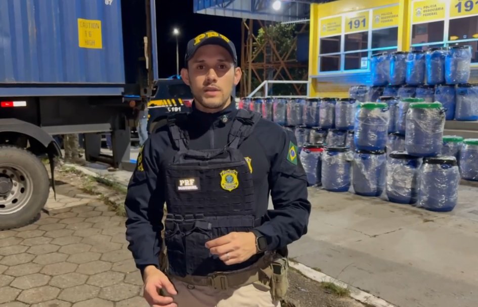PRF realiza maior apreensão de supermaconha da história em Goiás