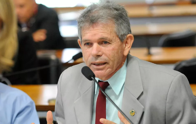 Wilmar Lacerda, vice-presidente do PT no DF é levado para Papuda após ser preso por suspeita de violência sexual contra adolescentes