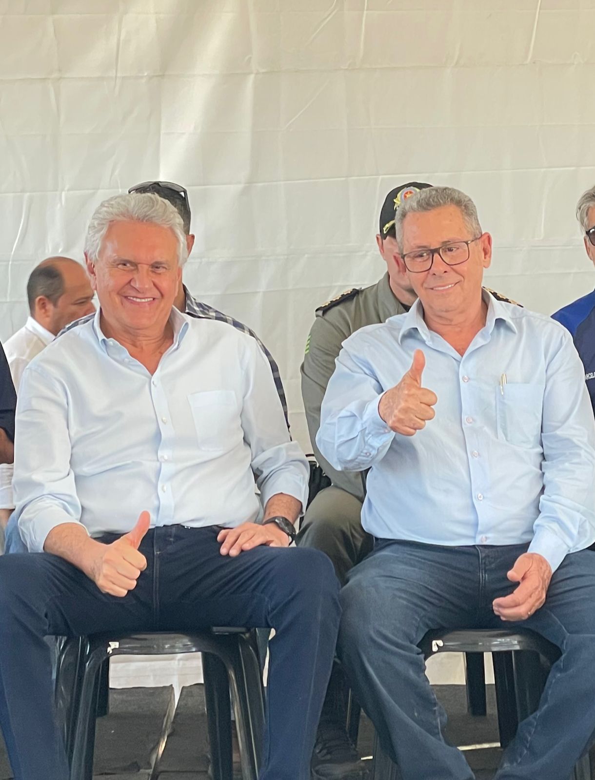 Machadinho e Caiado inauguram pavimentação que fortalece a produção agroindustrial em Uruaçu