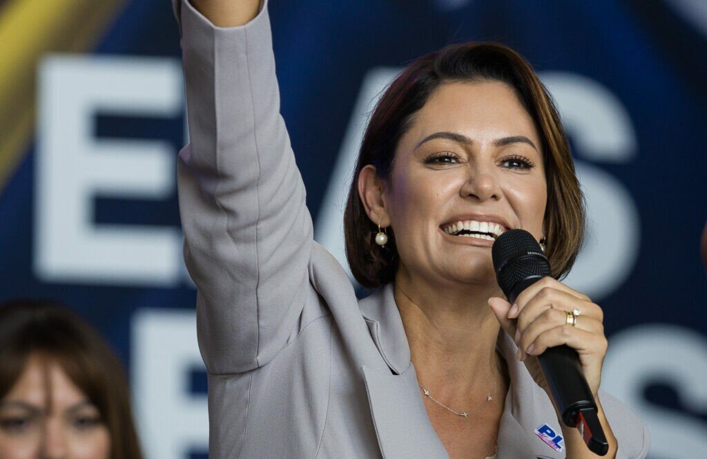 Entre eleitores de Bolsonaro em 2022, Michelle lidera com 24%