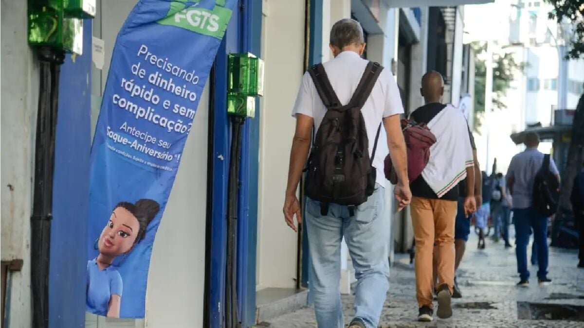 Mais de 2,6 milhões de goianos têm contas em atraso, aponta Serasa